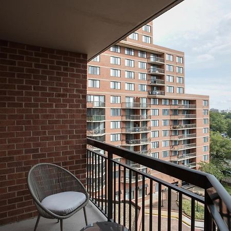 Stylish And Charming Apartment In Pentagon City Arlington Luaran gambar