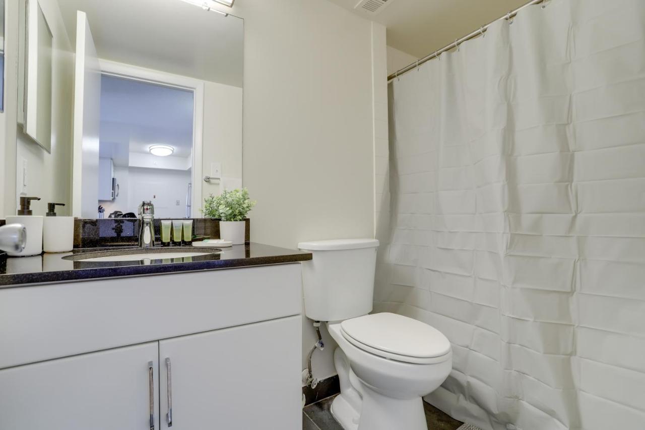 Stylish And Charming Apartment In Pentagon City Arlington Luaran gambar