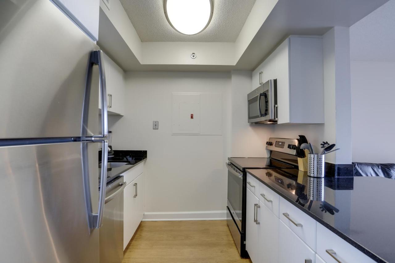 Stylish And Charming Apartment In Pentagon City Arlington Luaran gambar