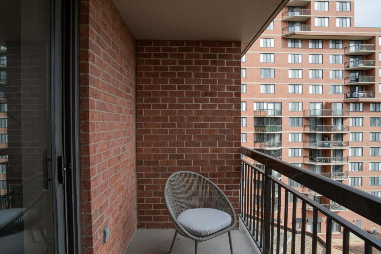 Stylish And Charming Apartment In Pentagon City Arlington Luaran gambar